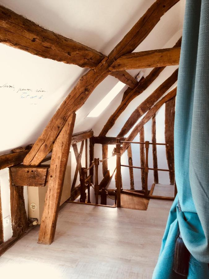 Apartamento Les 4 Lions Duplex Chic Et Charme Honfleur Exterior foto